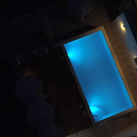 Gazebo Apartman Trogir