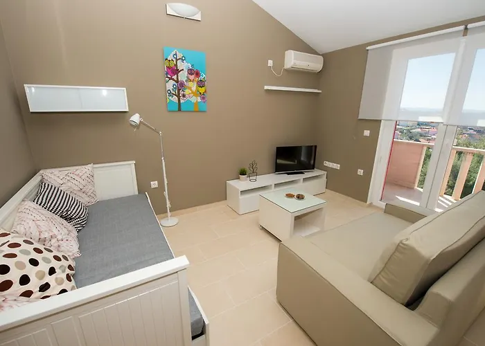 Gazebo Apartman *