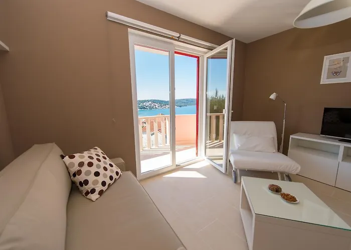 Gazebo Apartman *